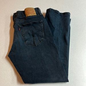 Levis 514